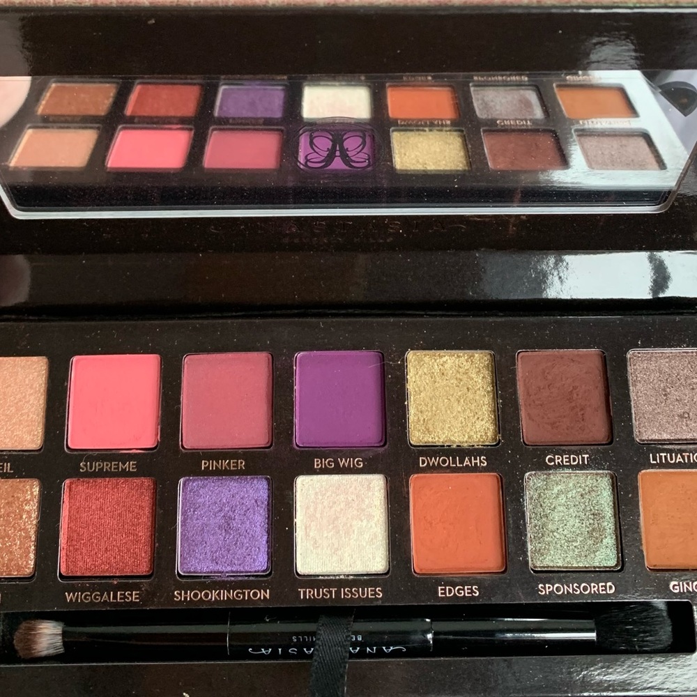 ABH Jackie Aina Eyeshadow Palette
